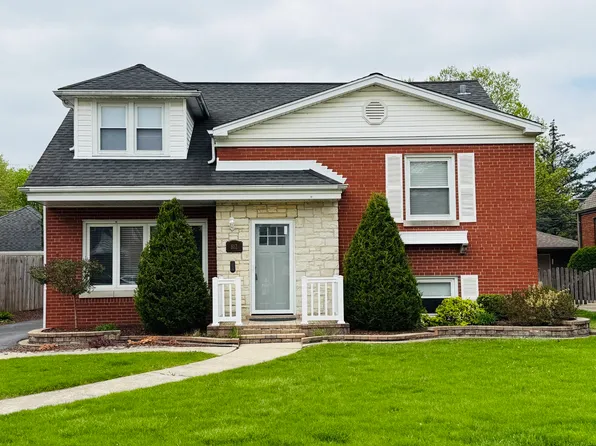 812 S Catherine Ave, La Grange, IL 60525