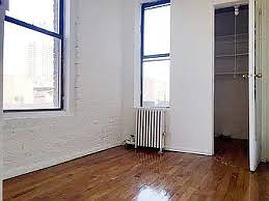 4th image of 107 Thompson St APT 3D