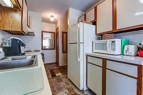 2801 University Ct Photo 1