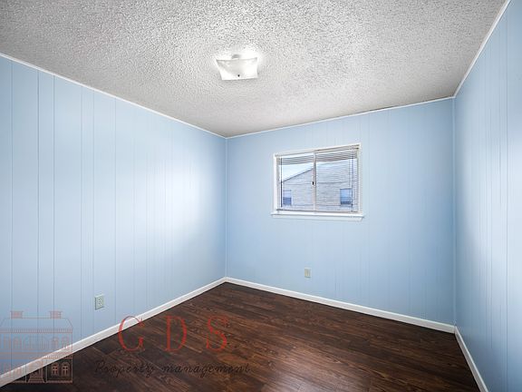 5th image of 1507 Bundrant Dr APT 4