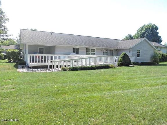 3rd image of 4875 Rambling Creek Dr