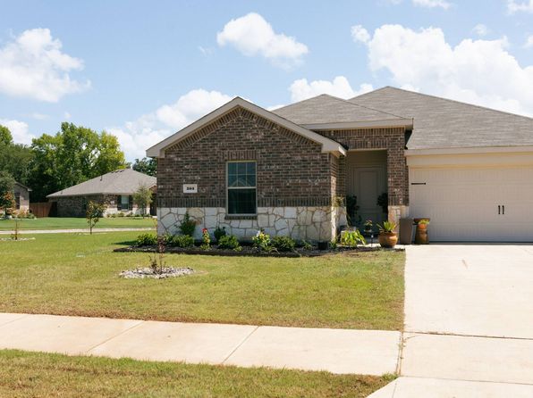 203 Parker Oaks Dr