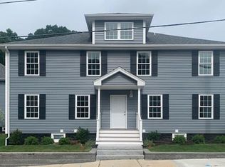 34 Sudbury St APT 1, Maynard, MA 01754