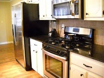 2nd image of 228 N Dorothy Ave