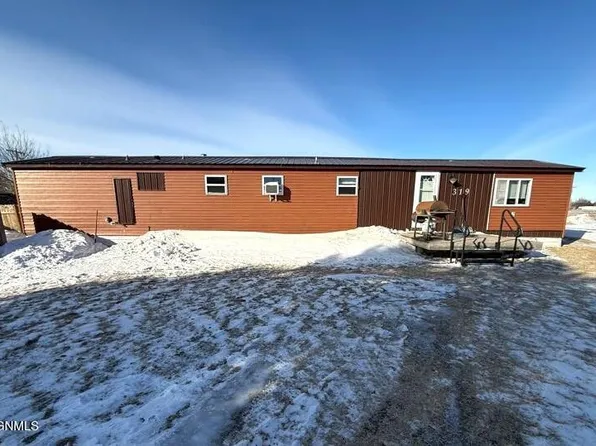 319 3rd Ave S, Cleveland, ND 58424