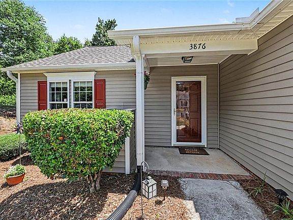 4th image of 3876 Hanley Way