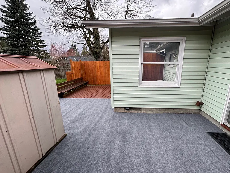 PRIVATE BACK PATIO/PORCH