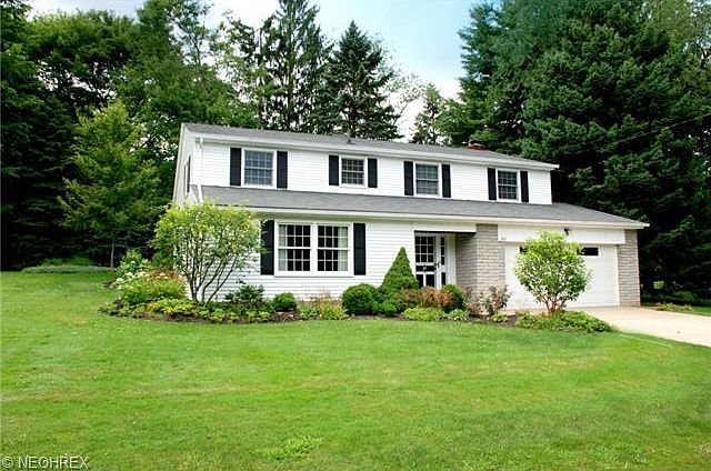 1st image of 260 Fairway Dr
