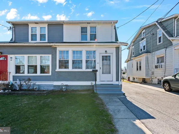 45 N Ridgeway Ave, Glenolden, PA 19036