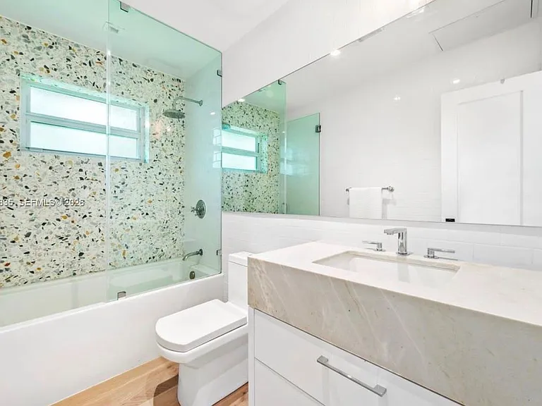 5711 Michelangelo St — Photo 30