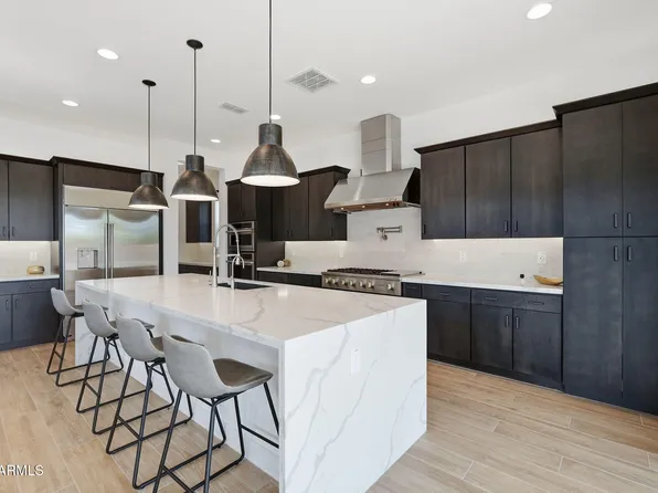 1928 E VILLA LINDA Drive, Phoenix, AZ 85024