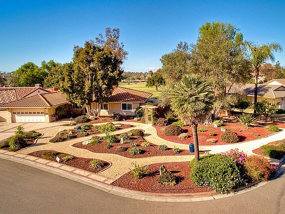 3rd image of 1306 San Julian Ln