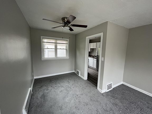 3rd image of 3648 W 107th St