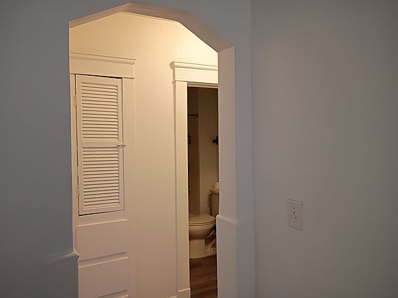 4th image of 16908 Endora Rd