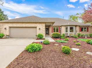 724 Ridgelawn Trl, Batavia, IL 60510