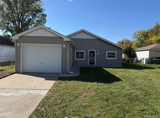 30061 Park St, Roseville, MI 48066