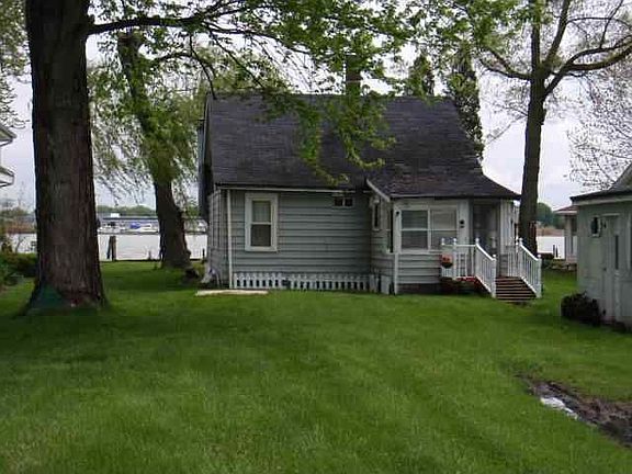 5th image of 1176 N Channel Dr