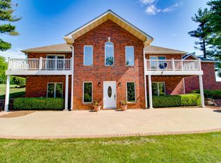 18139 Grange Hall Rd, Brighton, IL 62012