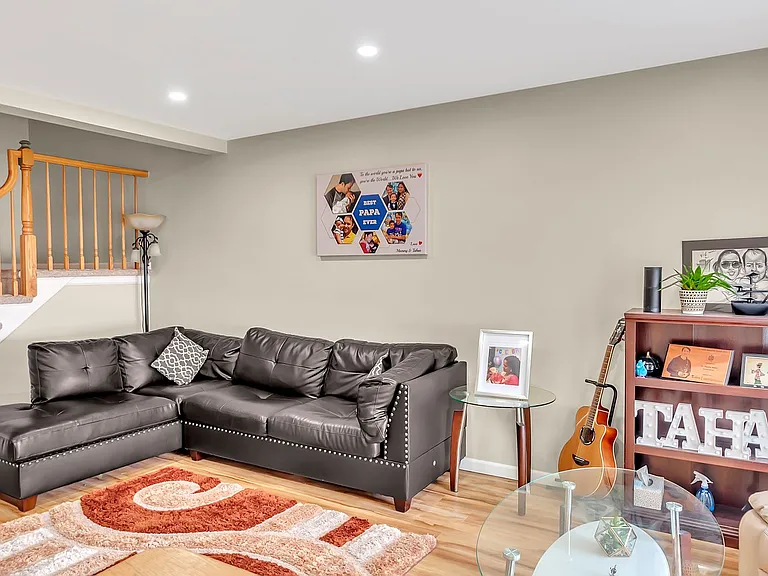 22 Hickory Ct — Photo 4