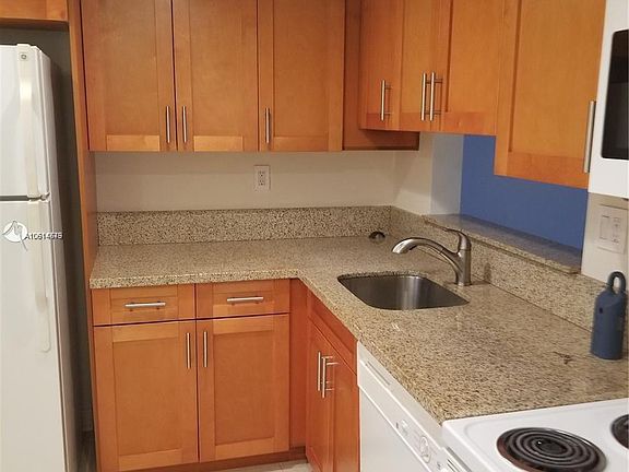 4th image of 8005 SW 107th Ave APT 221