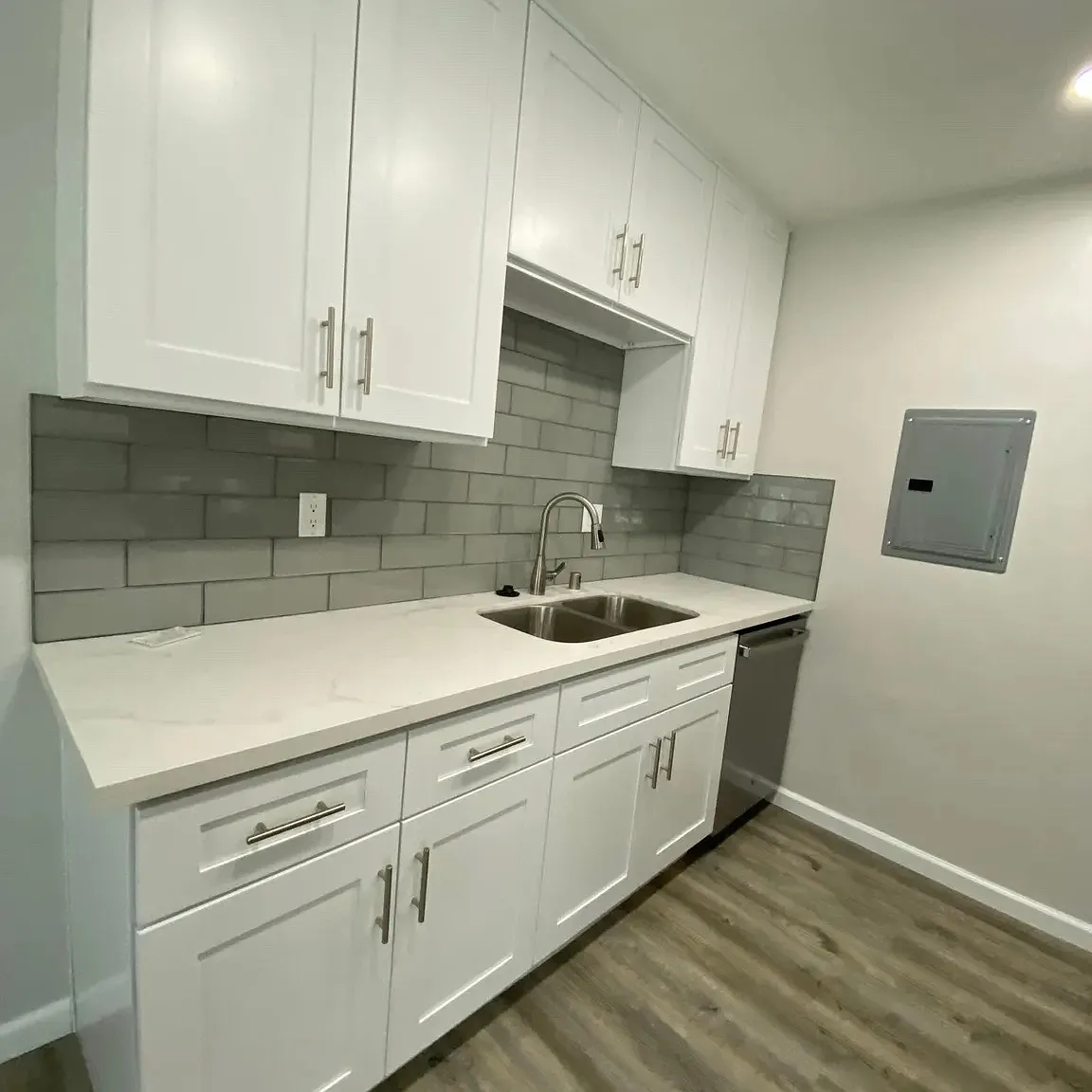12011 Pacific Ave — Photo 3
