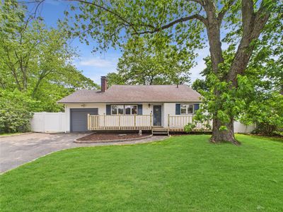 18 Huron Street, Port Jefferson Station, NY, 11776