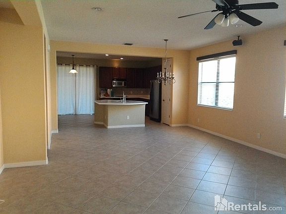 3rd image of 20350 Chestnut Grove Dr