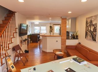 262 Osborn St, Philadelphia, PA 19128