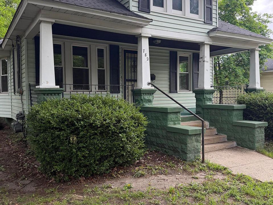1st image of 782 Evanston Ave