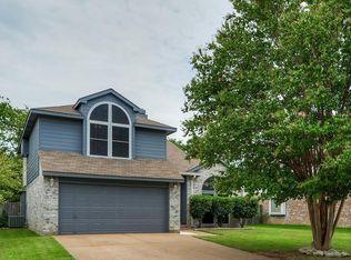 1107 Silver Spruce Dr, Arlington, TX 76001