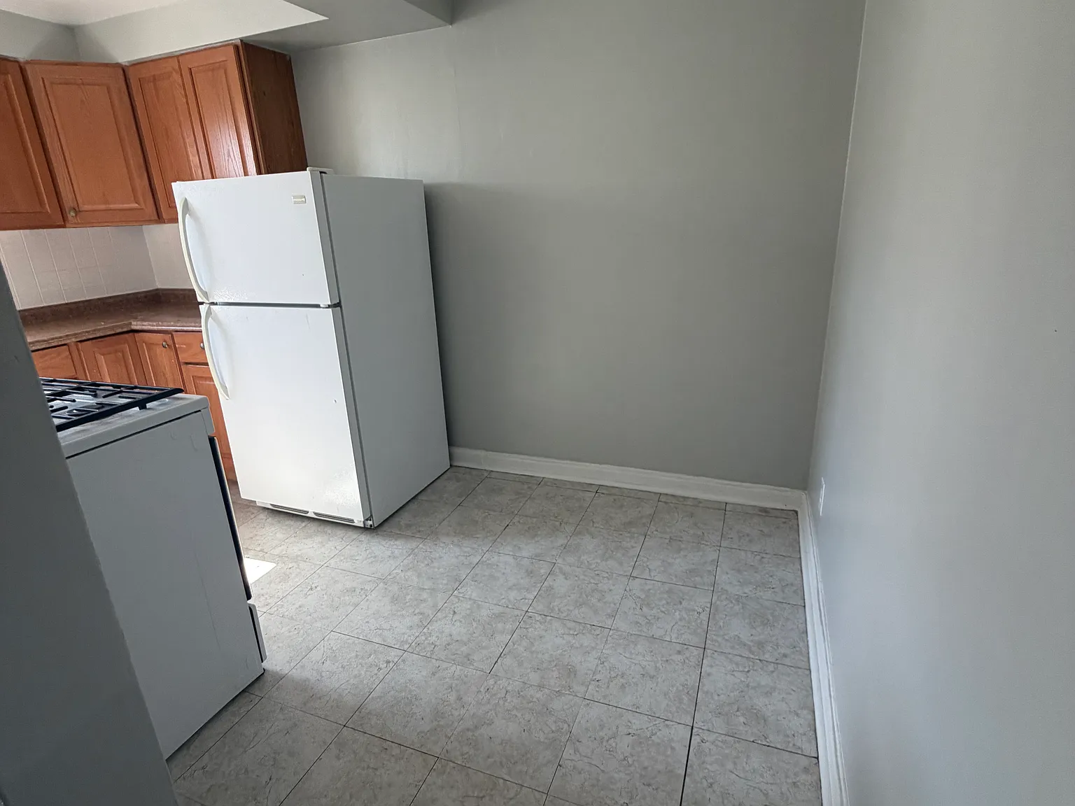 308B Terrace Ave, Hasbrouck Heights — Photo 3