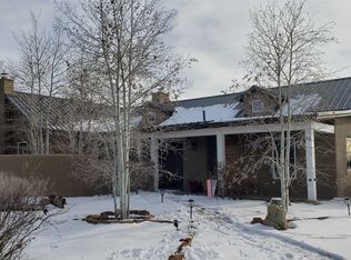 20 Vereda Serena Rd, Santa Fe, NM 87508
