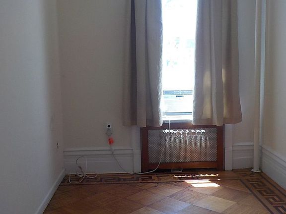 5th image of 39 W 75th St APT 3F