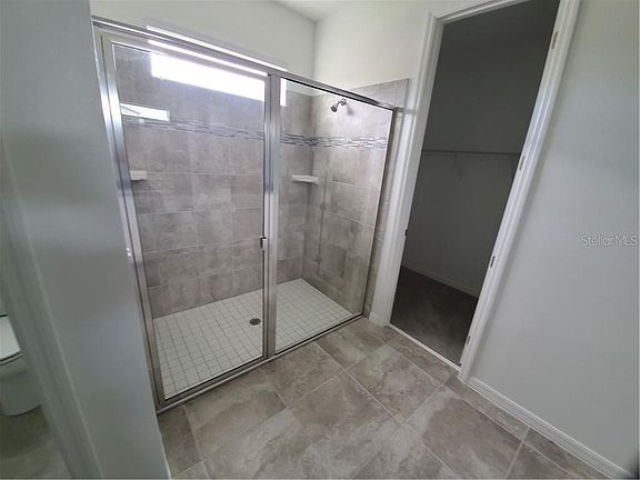 5th image of 8908 Caroline Bay Ct
