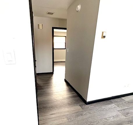 4th image of 1303 Mitchem Dr APT 4