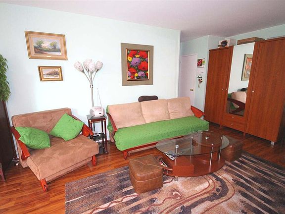 3rd image of 440 Neptune Ave APT 2D