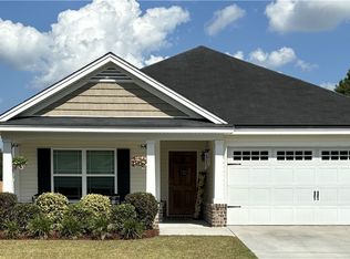 17 Raintree Way, Port Wentworth, GA 31407