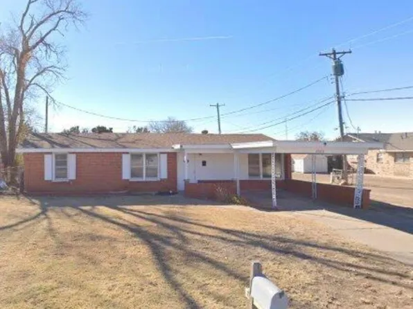 2903 W 10th St, Plainview, TX 79072