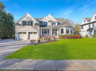38 Vroom Ave, Spring Lake, NJ 07762