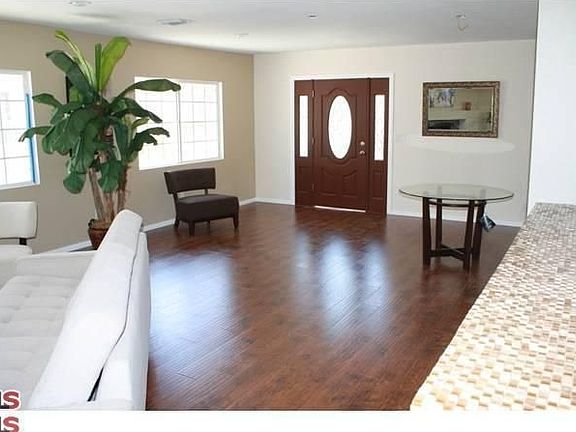 3rd image of 3609 W 117th St