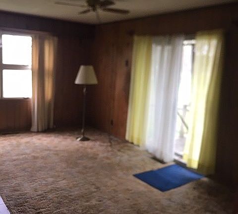 Living Room w/slider