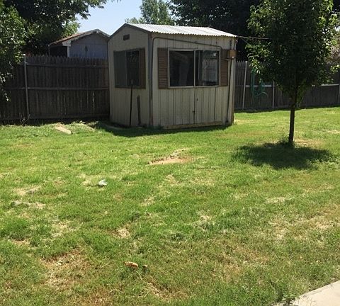 4th image of 3633 Doris Dr