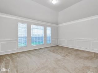 15006R Leila Oaks Ln, Houston, TX 77082