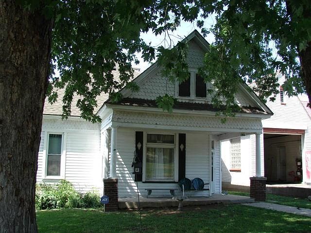 1st image of 1915 Mitchell Ave