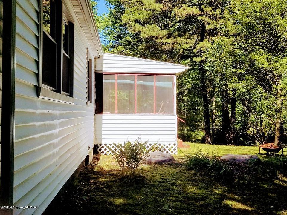 5152 Pine Tree Ln, Pocono Summit, PA 18346 Zillow