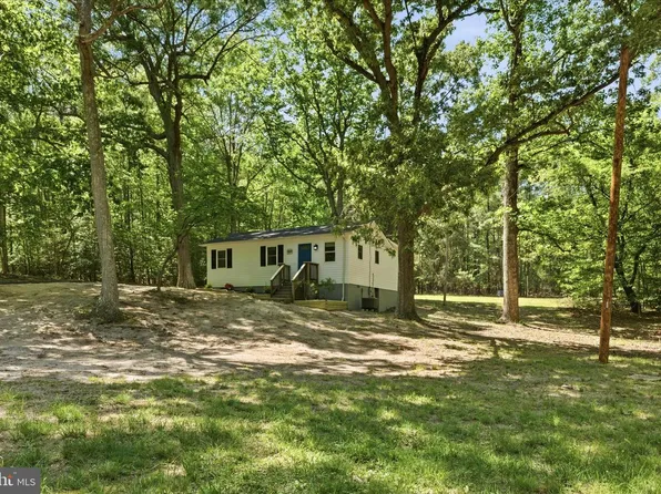 6815 Marshall Rd, Saint Leonard, MD 20685