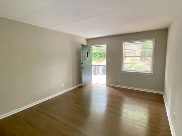 225-Hillcrest