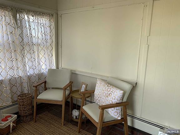 4th image of 505 Schuyler Ave #2