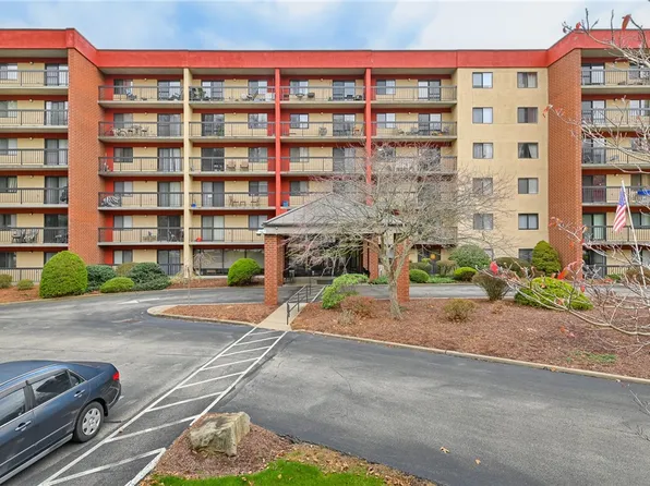 1987 Centurion Dr APT 101, Pittsburgh, PA 15221