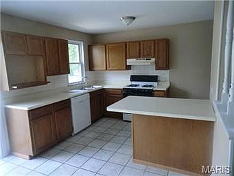 3rd image of 9706 Hale Dr